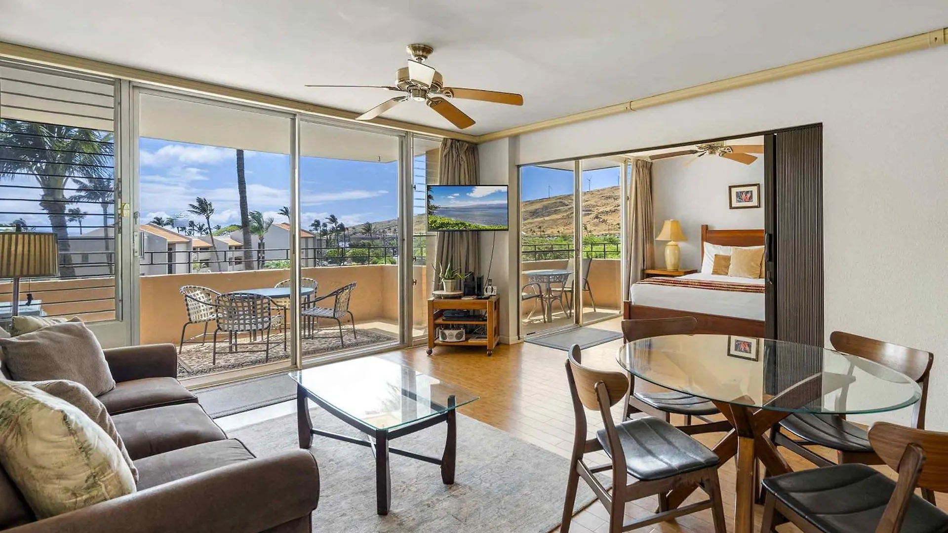 Hébergement de vacances Island Sands 500, Breathtaking Ocean Views, Spacious Lanais, Renovated, Split Ac Wailuku
