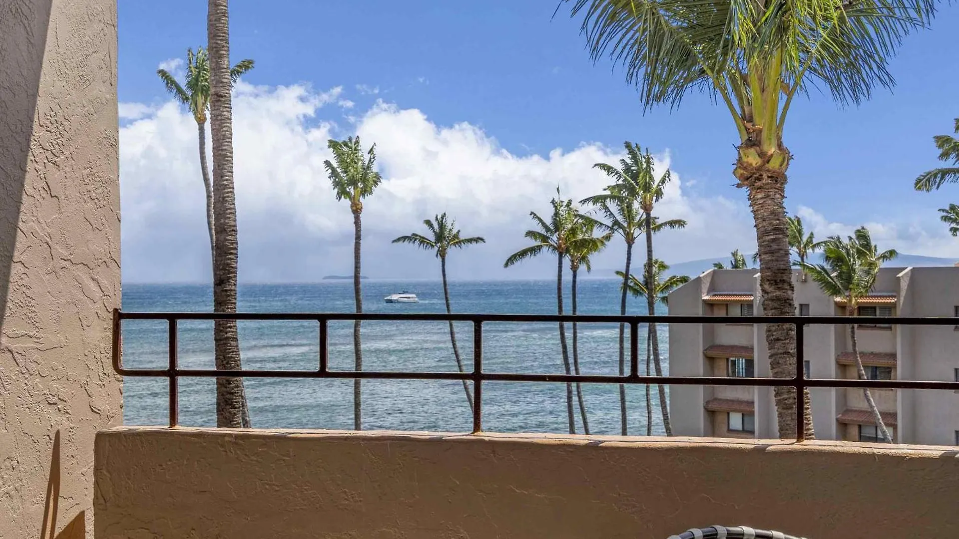 Island Sands 500, Breathtaking Ocean Views, Spacious Lanais, Renovated, Split Ac Wailuku Hébergement de vacances